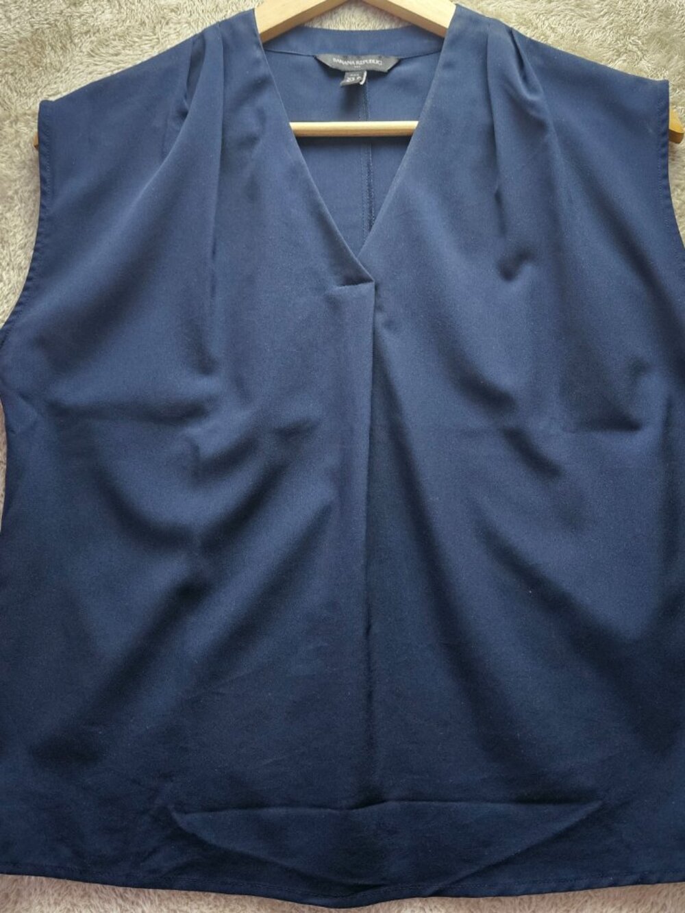 Banana Republic Navy Blue Sleeveless V-neck Blouse Shirt Women's Top Size XS